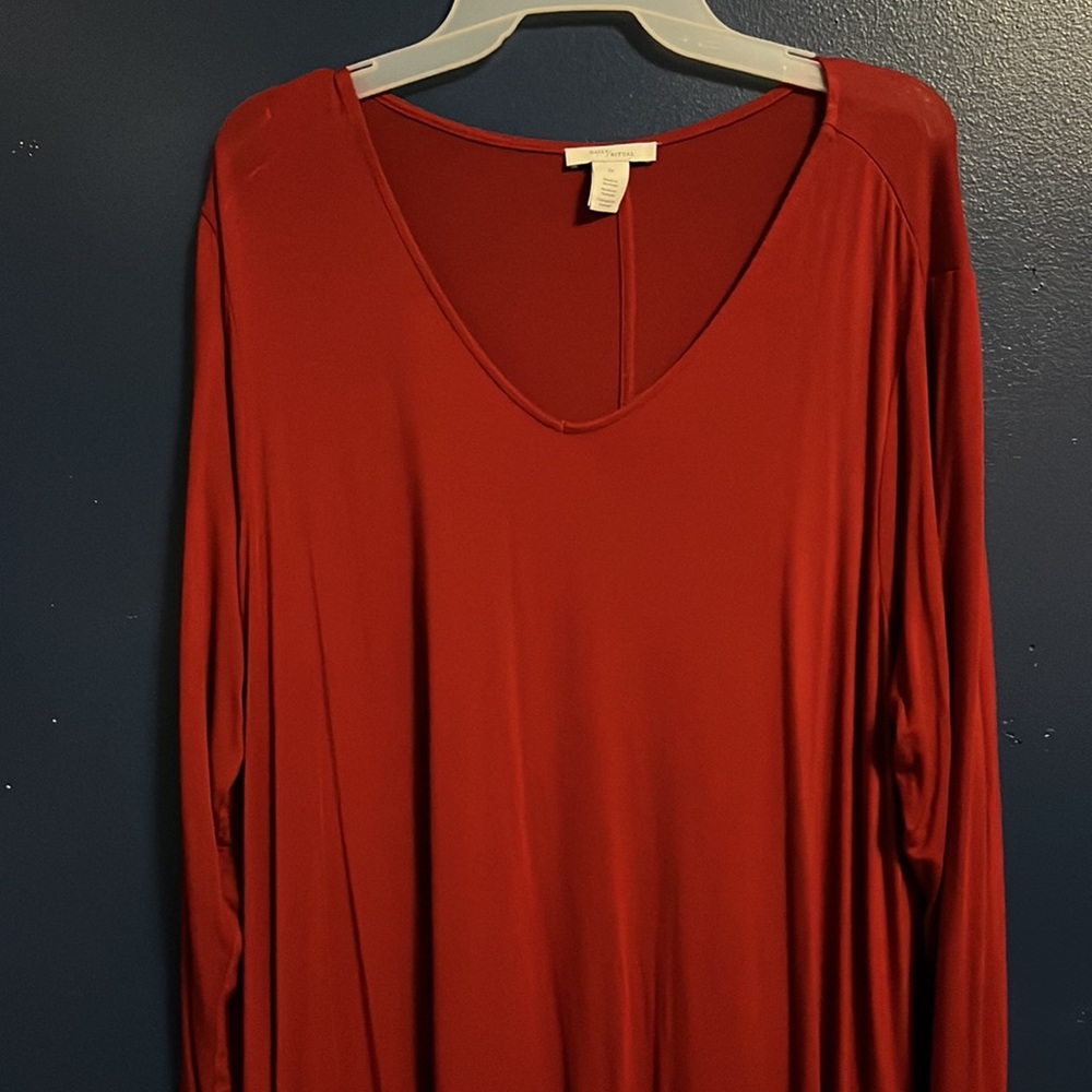 Daily Ritual Long Sleeve Scoop Neck Dress in Deep Red - Picture 2 of 4